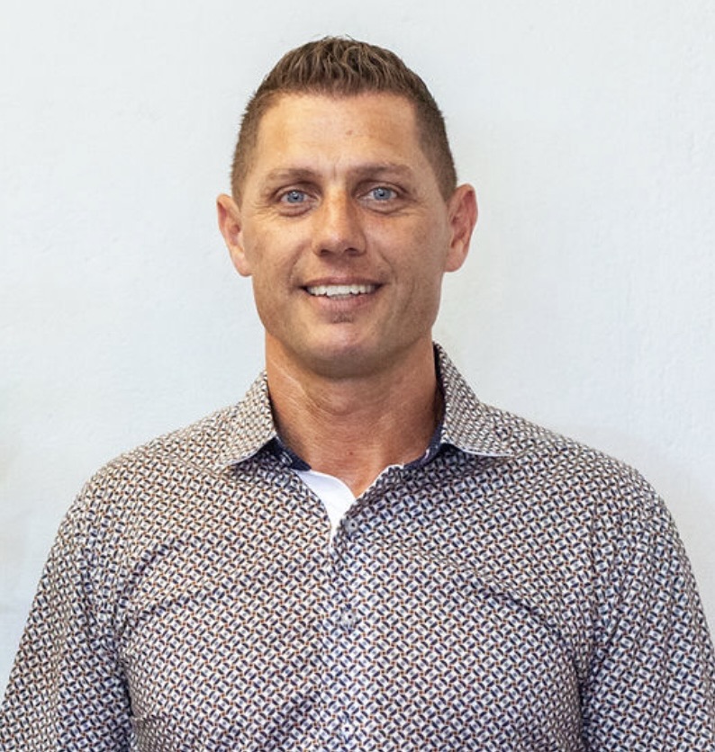 Pastor Ian Maree